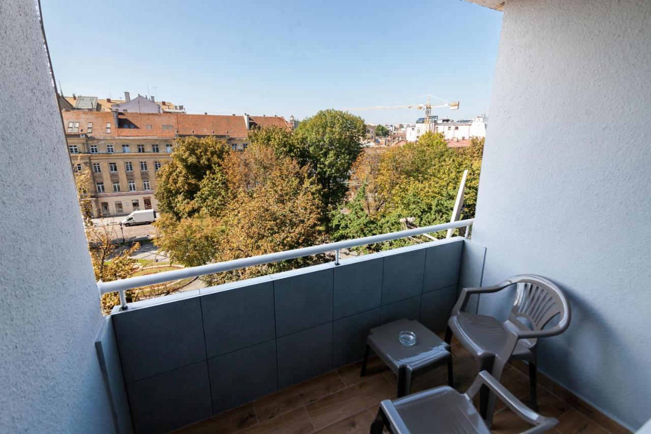 Leogrand Apartments On Svobody Avenue 6-8 Lwów Zewnętrze zdjęcie